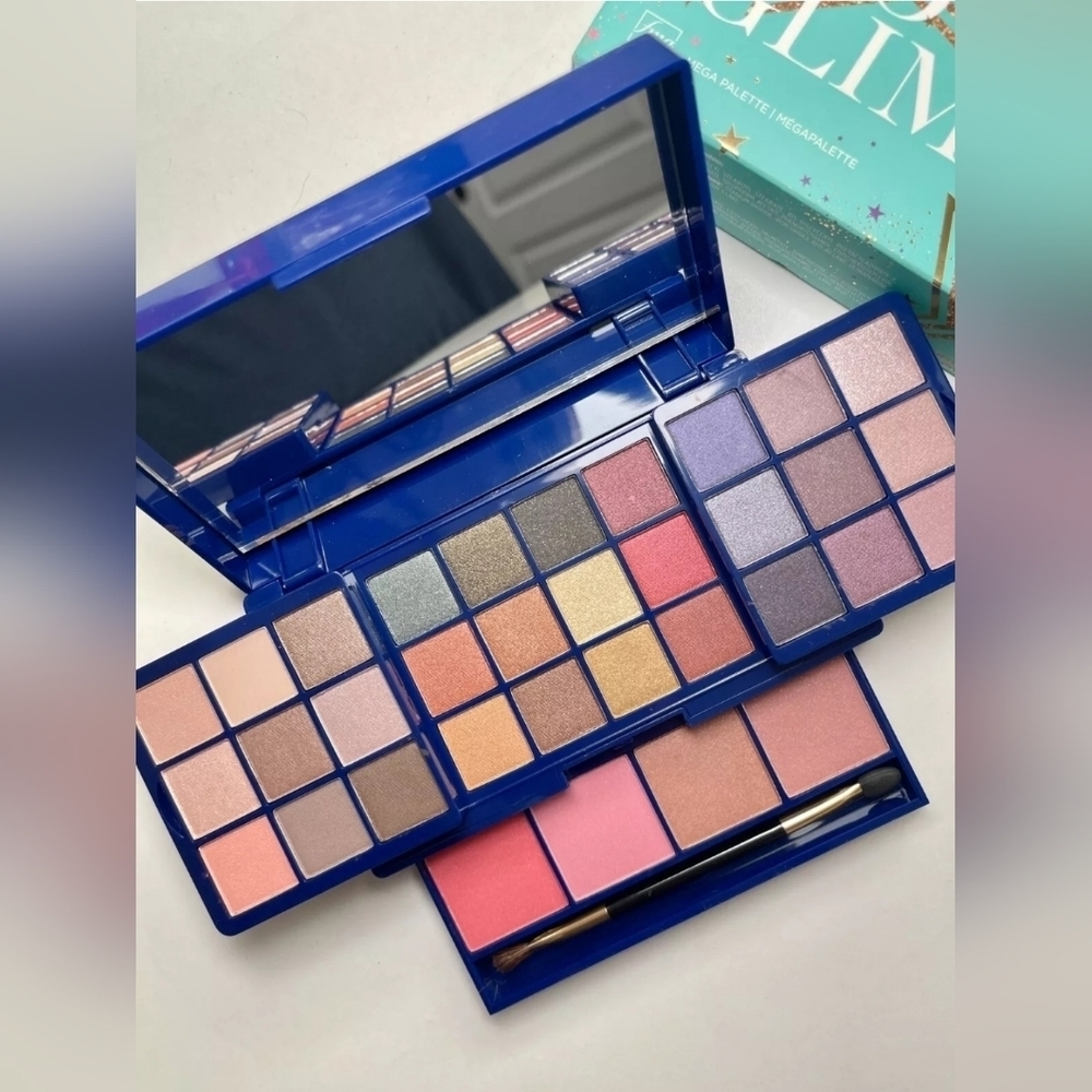 Avon Glow Up, Glim Up Mega Makeup Palette
